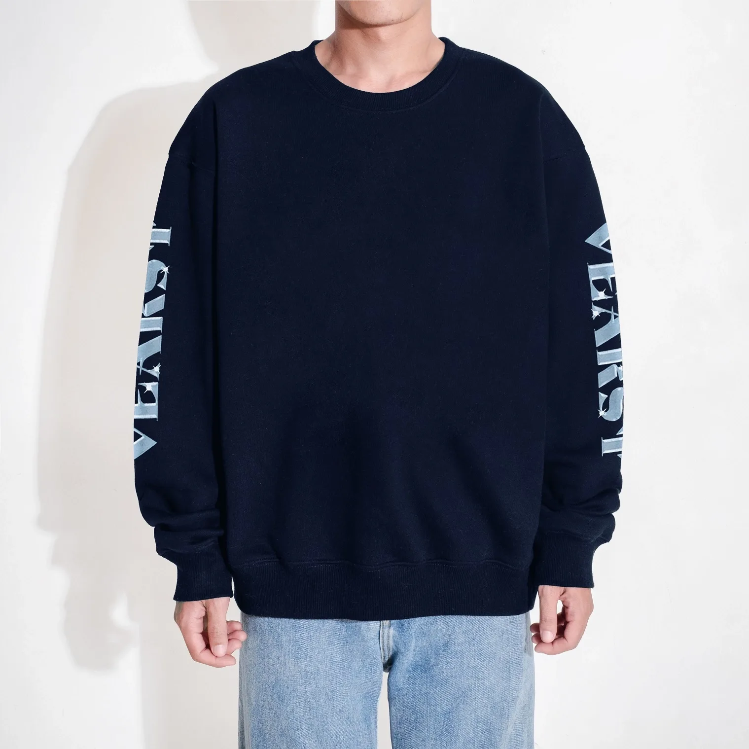 Blaze Crewneck Navy - Image 2
