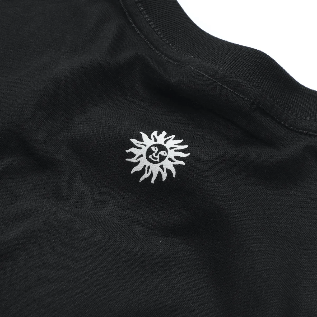 Dust Black - Image 5