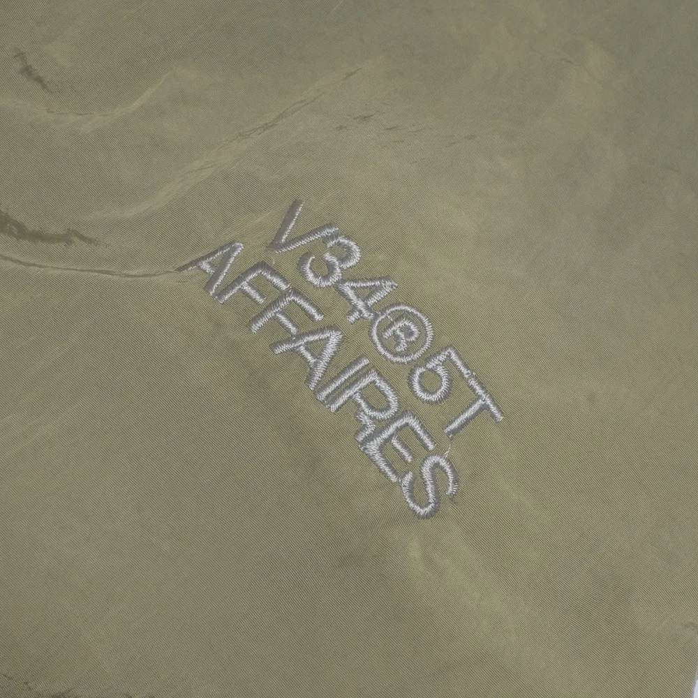 Edges - Image 12