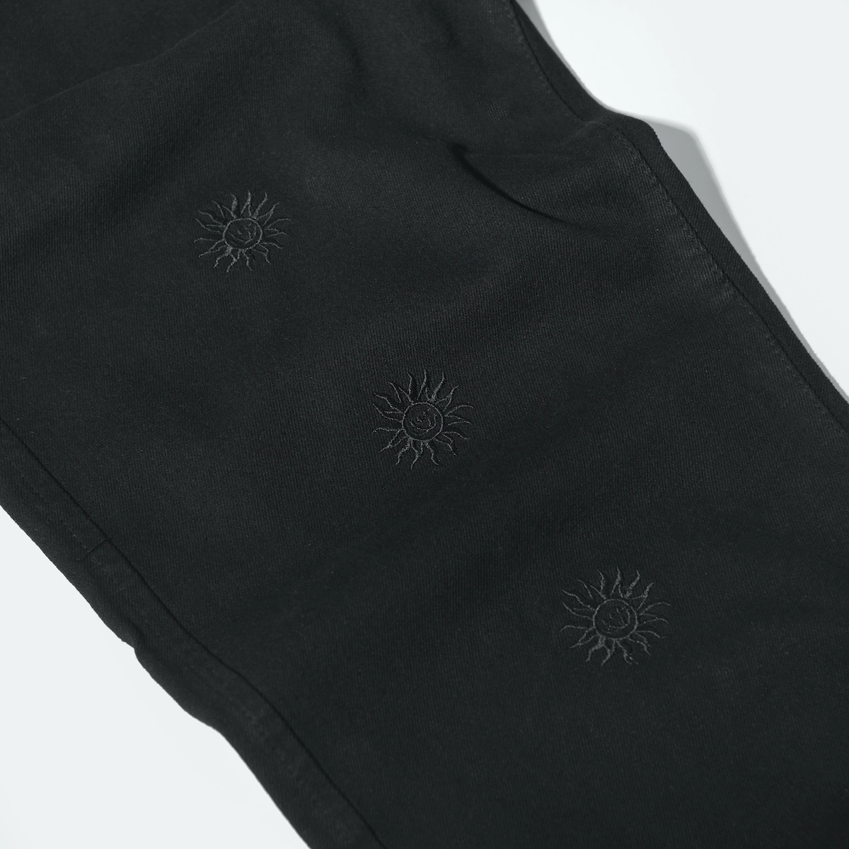 Glance Vearst X Satisfy - Image 3