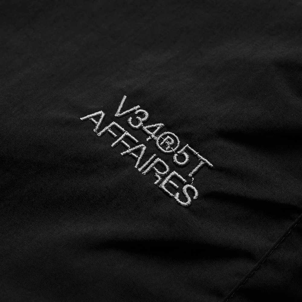 Yacht Black - Image 6